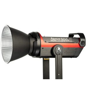 Aputure LS-C300D II V-Mount осветитель 5500K