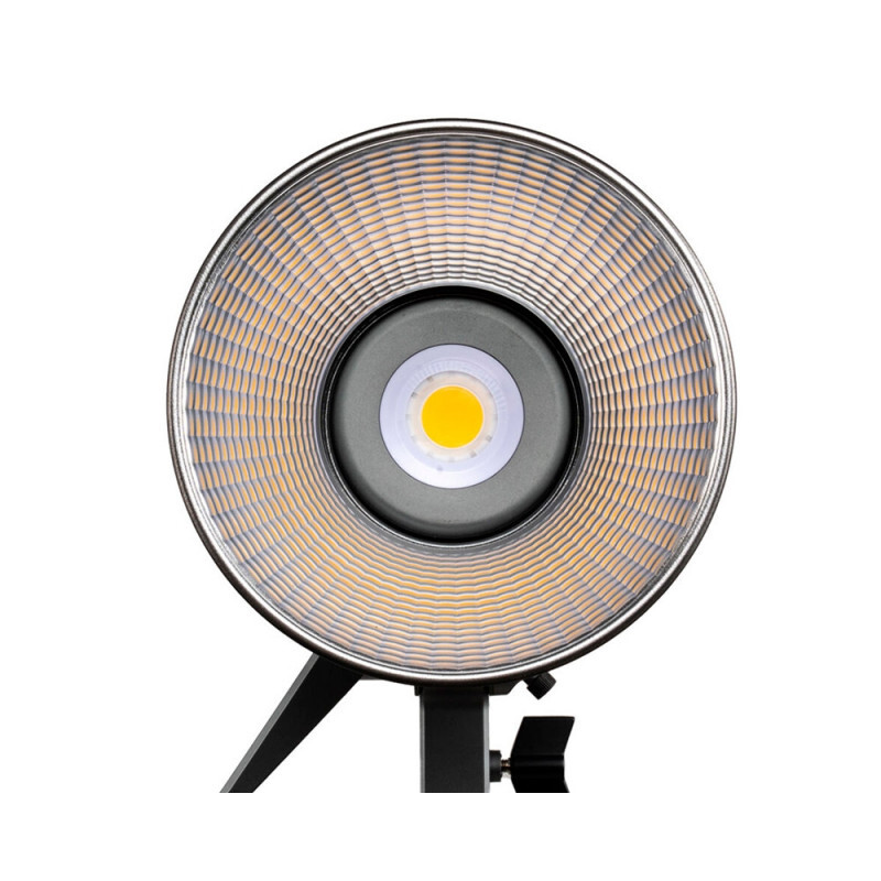 Aputure Amaran 100d осветитель