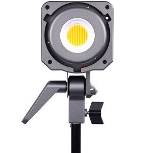 Aputure Amaran 200x осветитель