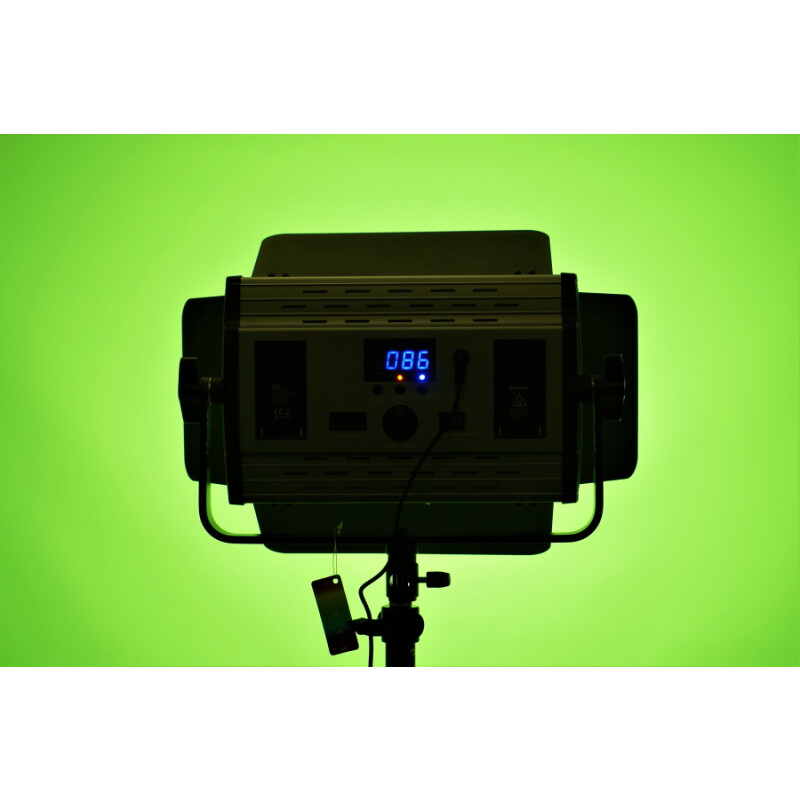 FST SFL-60RGB светодиодная панель