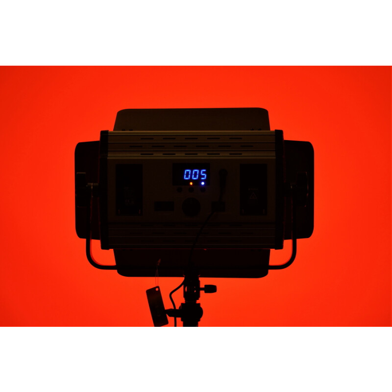 FST SFL-60RGB светодиодная панель