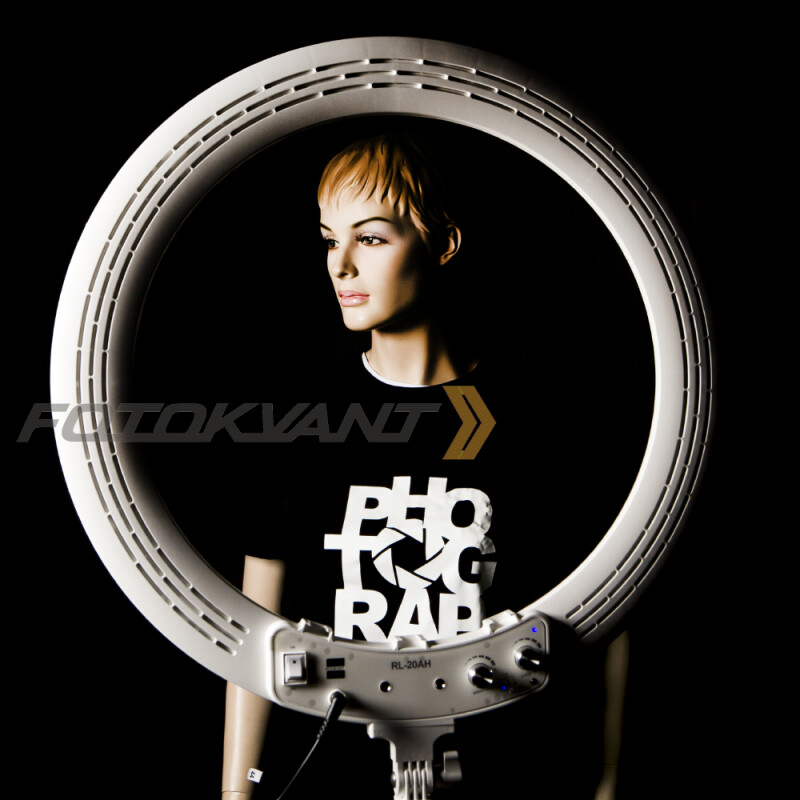 Fotokvant RL-20AH кольцевой 50 см светодиодный осветитель с ПДУ