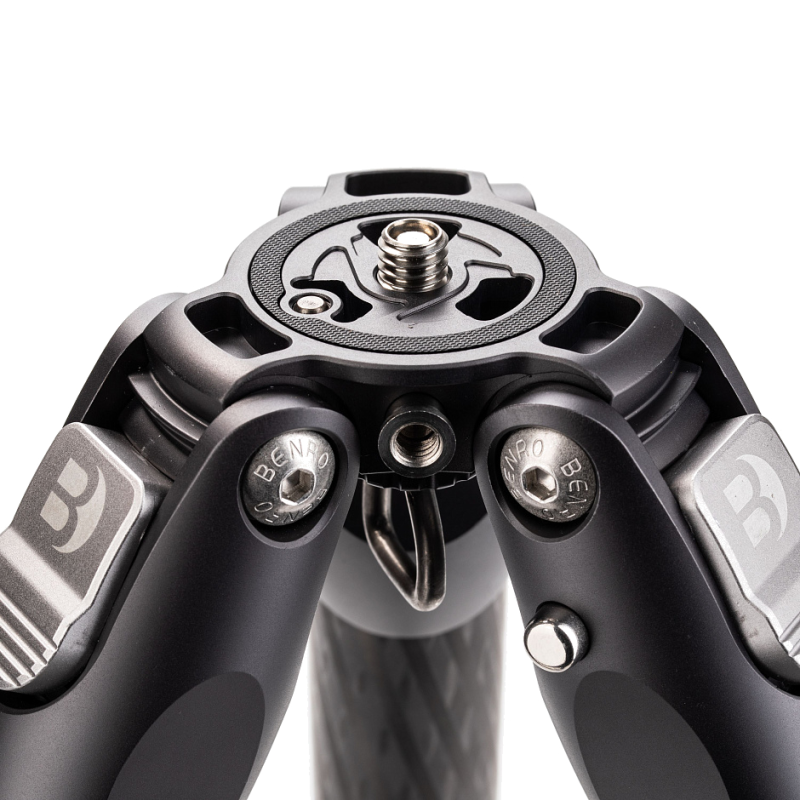Benro TTOR34C Tortoise штатив карбоновый с цангами