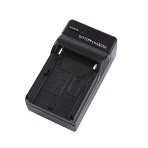 Fotokvant LED-660BDA PRO светодиодная панель с шторками 660 светодиодов 3200-5600 К c аккумуляторами