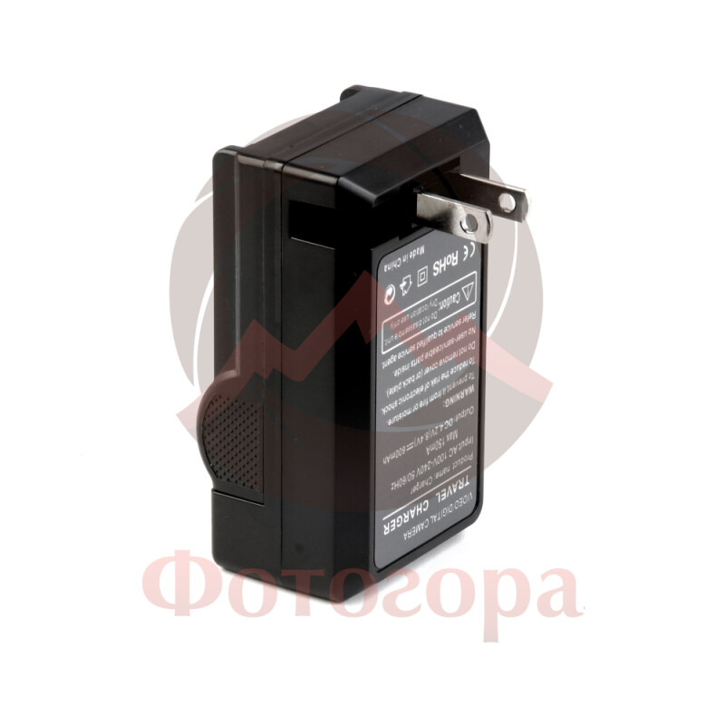 Fotokvant LED-660BDA PRO светодиодная панель с шторками 660 светодиодов 3200-5600 К c аккумуляторами