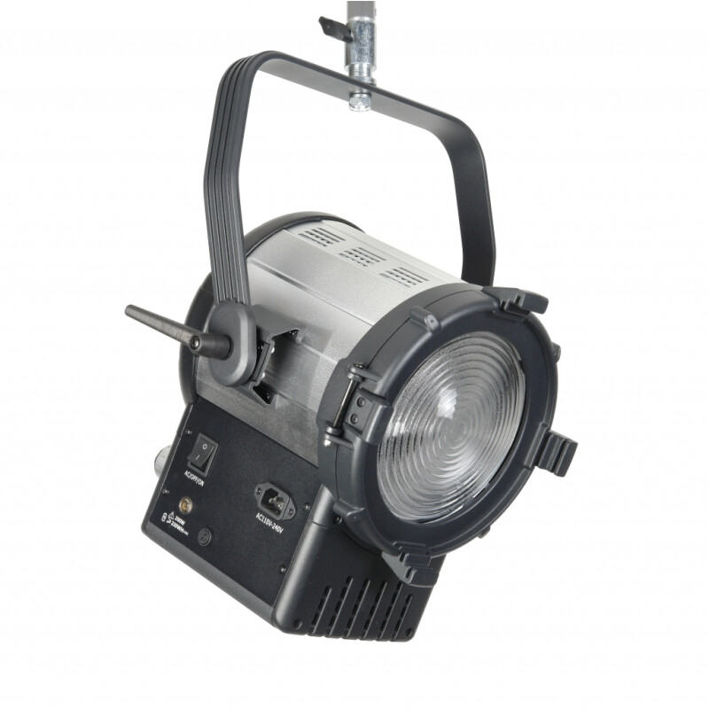 GreenBean Fresnel 200 RGB X3 DMX светодиодный осветитель