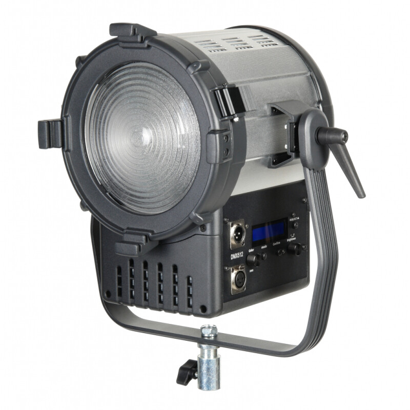 GreenBean Fresnel 200 RGB X3 DMX светодиодный осветитель