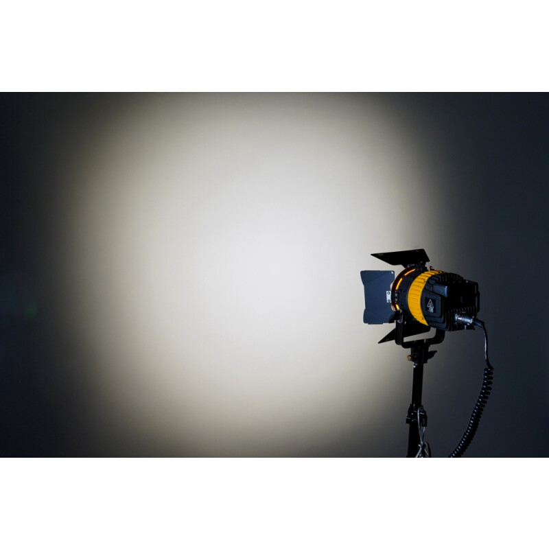 FST SPL-1200 светодиодный осветитель