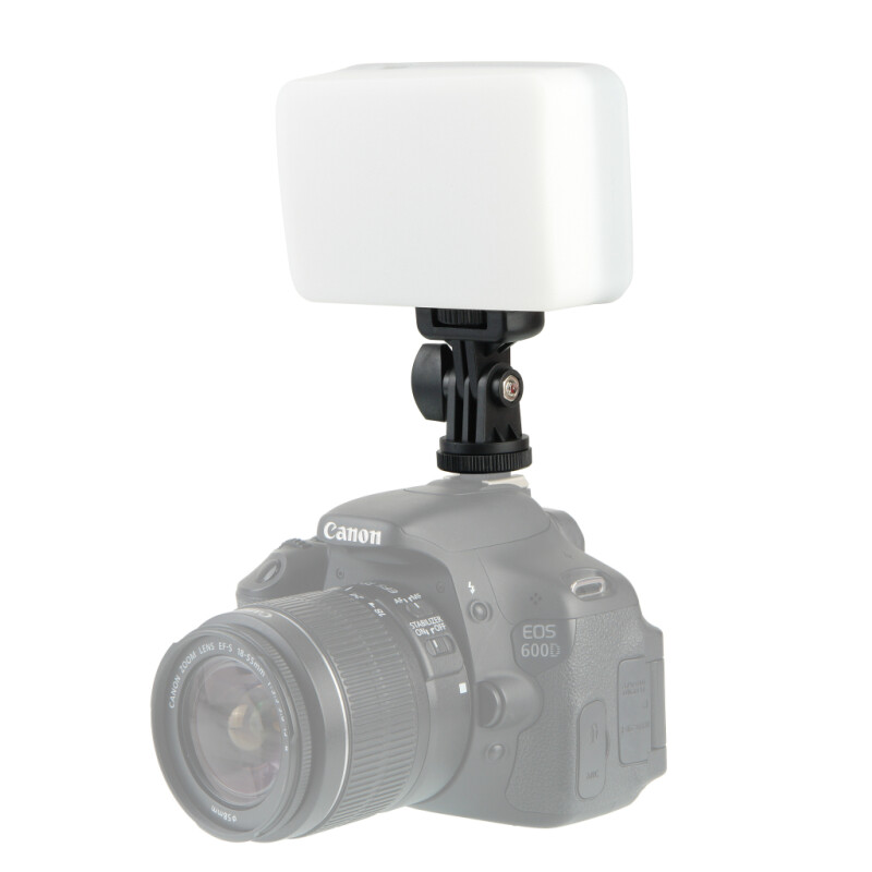 Falcon Eyes V-LED 120 RGB накамерный светодиодный осветитель