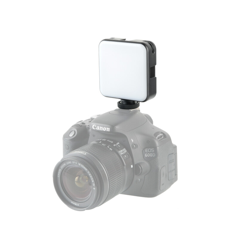 Falcon Eyes V-LED 64 RGB накамерный светодиодный осветитель