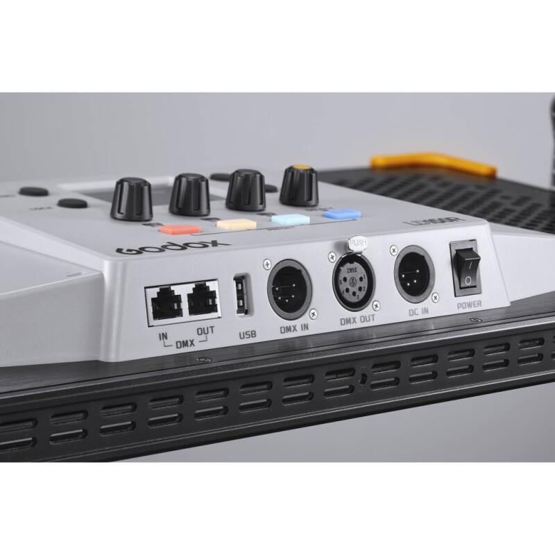 Godox LD150R RGB светодиодный осветитель