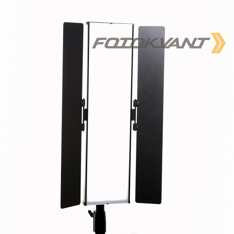 Fotokvant LED-100M BD светодиодная панель 100 Вт 3200-5600 К со шторками