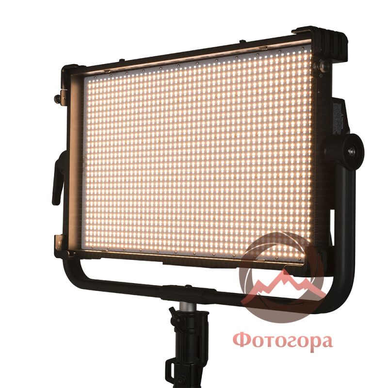 NANLUX DYNO 650C-PO 650W LED Soft Panel Pole-operated светодиодная панель