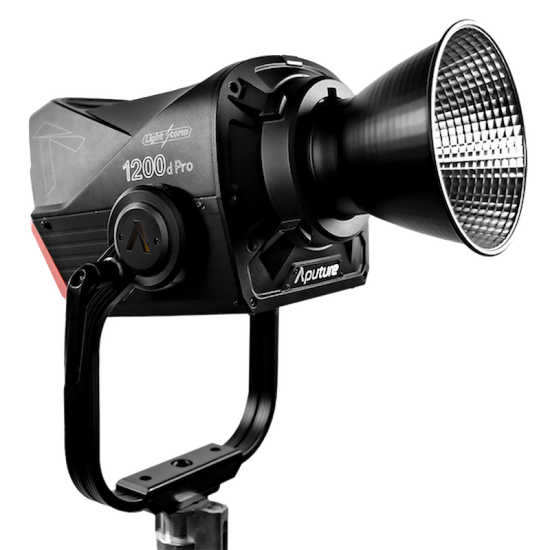 Aputure LS 1200d Pro осветитель
