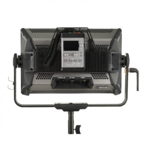 Aputure Nova P300c осветитель