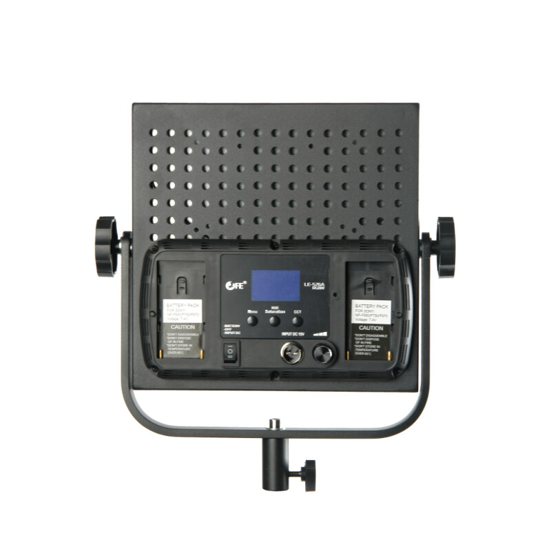 Falcon Eyes LE-576A RGBW студийный светодиодный осветитель