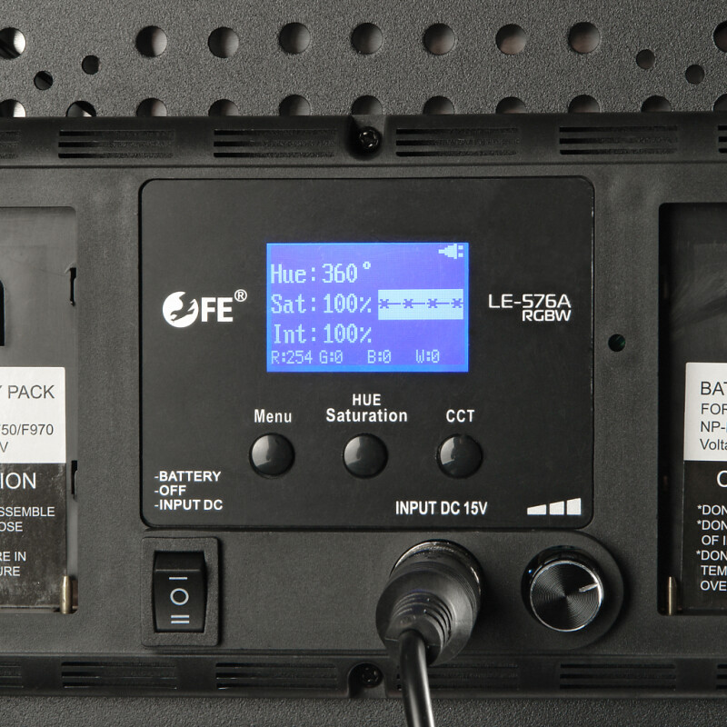 Falcon Eyes LE-576A RGBW студийный светодиодный осветитель