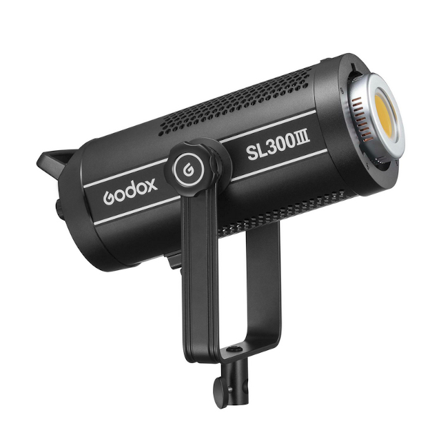 Godox SL300III студийный светодиодный осветитель Godox SL300III студийный светодиодный осветитель
