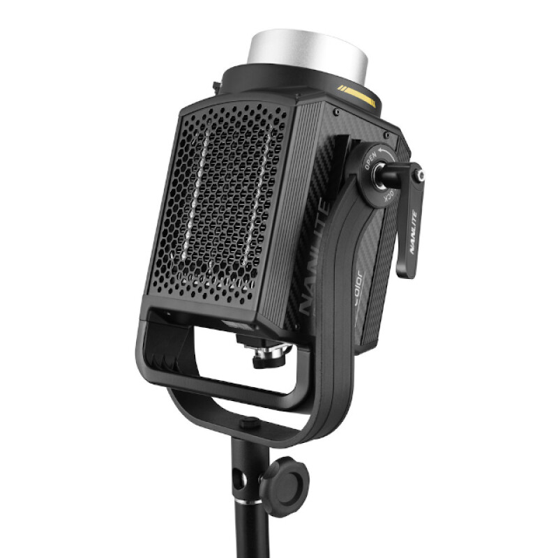 NANLITE Forza II 300B Bi-color LED осветитель