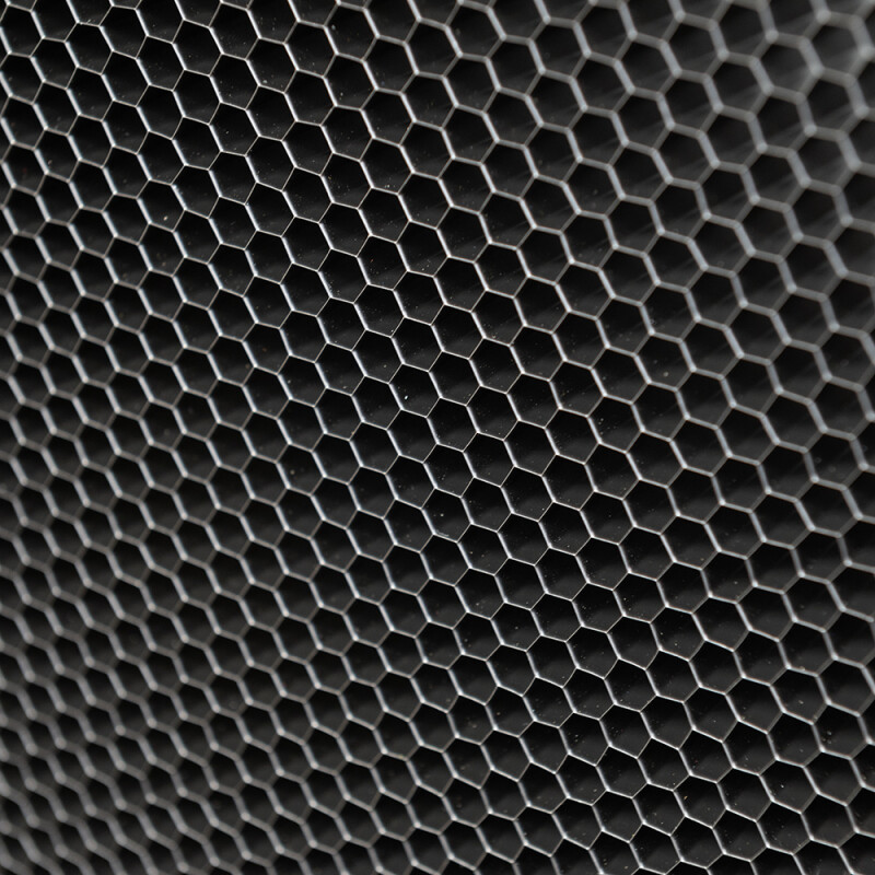 Grifon HC-700 сотовая решетка на рефлектор 70 см