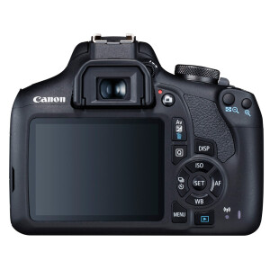 Canon EOS 2000D Kit 18-55 III зеркальный фотоаппарат