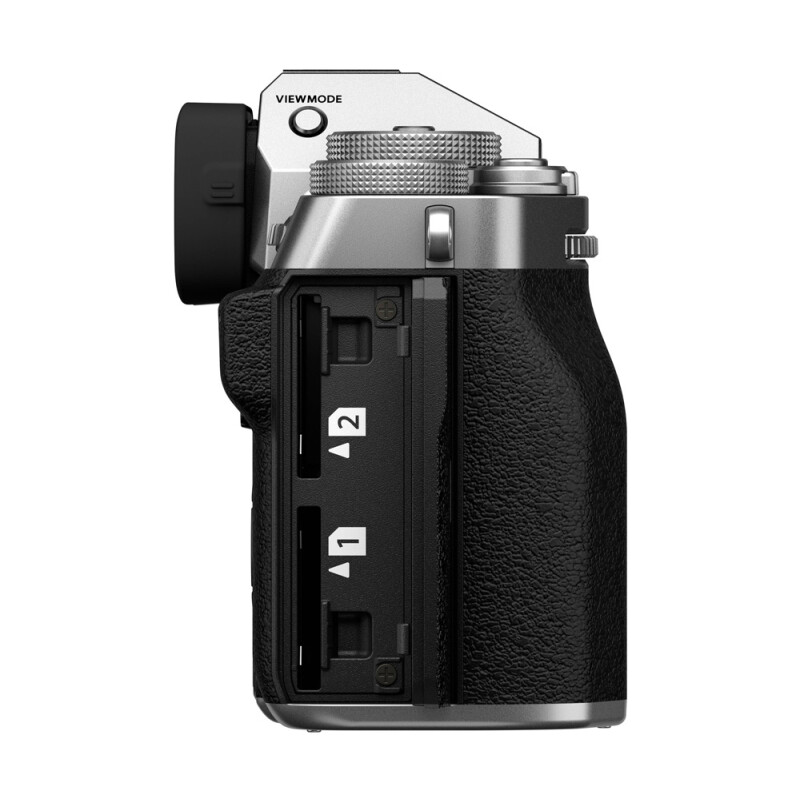 Fujifilm X-T5 Kit XF 18-55mm f/2.8-4.0 фотоаппарат серебро