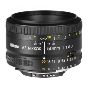 Nikon 50mm f/1.8D AF Nikkor объектив