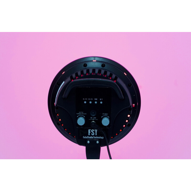 FST LED-1682RGB KIT комплект постоянного света