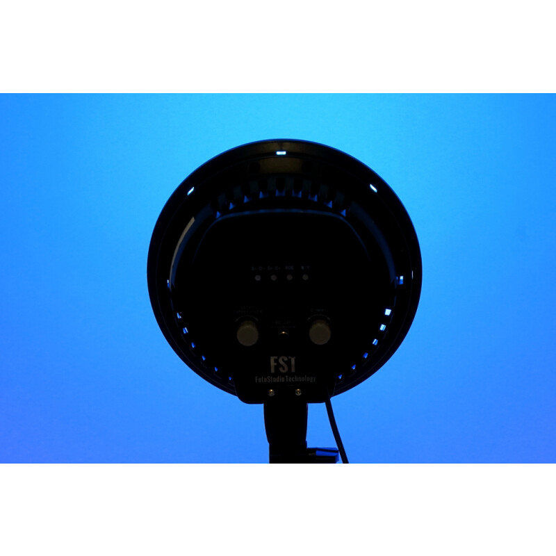 FST LED-1682RGB KIT комплект постоянного света