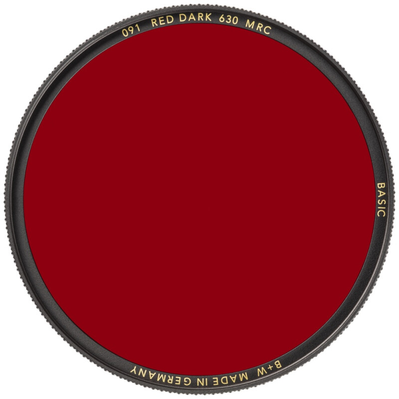 B+W BASIC 091 Red dark MRC 630 77 светофильтр тёмно-красный для черно-белой съемки 77мм