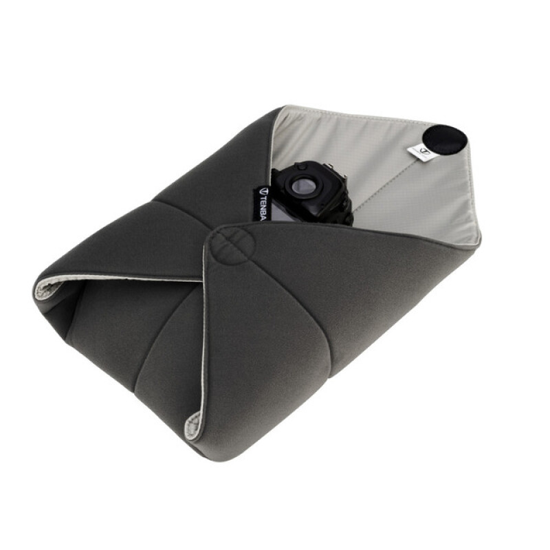 Tenba (636-331) Tools Protective Wrap 16 Black чехол-обертка для фотокамеры