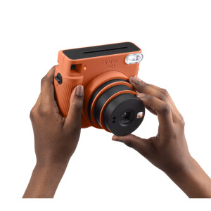 Fujifilm Instax SQUARE SQ1 Orange моментальная фотокамера