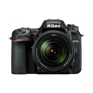 Nikon D7500 Kit 18-140 VR зеркальный фотоаппарат