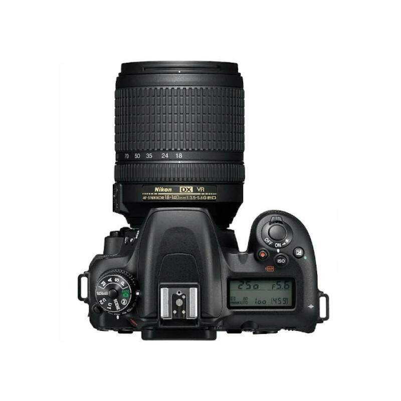 Nikon D7500 Kit 18-140 VR зеркальный фотоаппарат