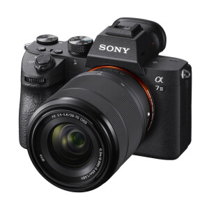 Sony Alpha A7 Mark III Kit 28-70mm (ILCE-7M3K) фотоаппарат