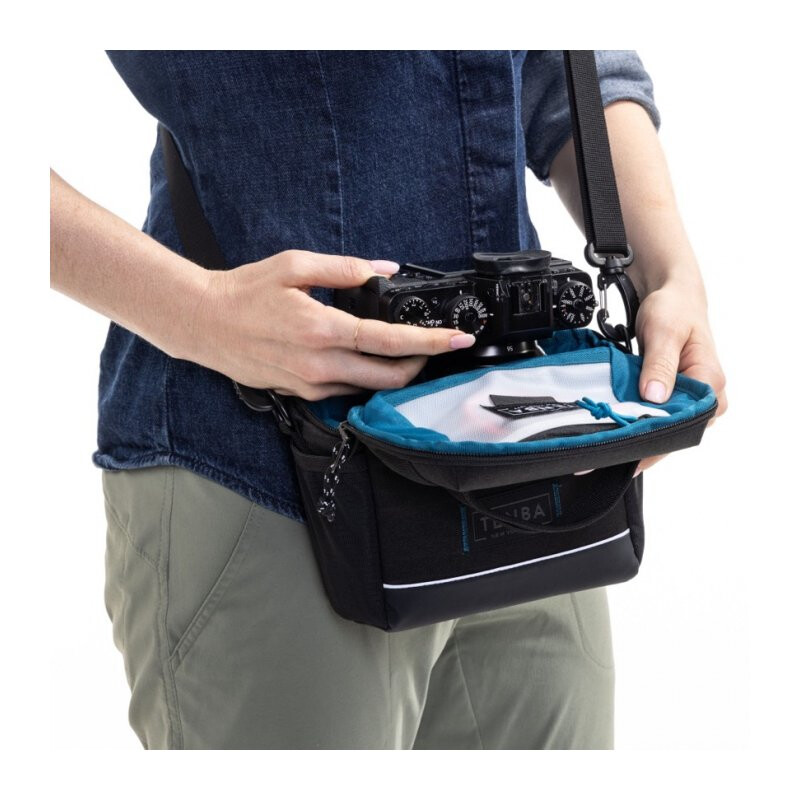 Tenba 637-778 Skyline v2 Shoulder Bag 7 Black сумка для фотоаппарата