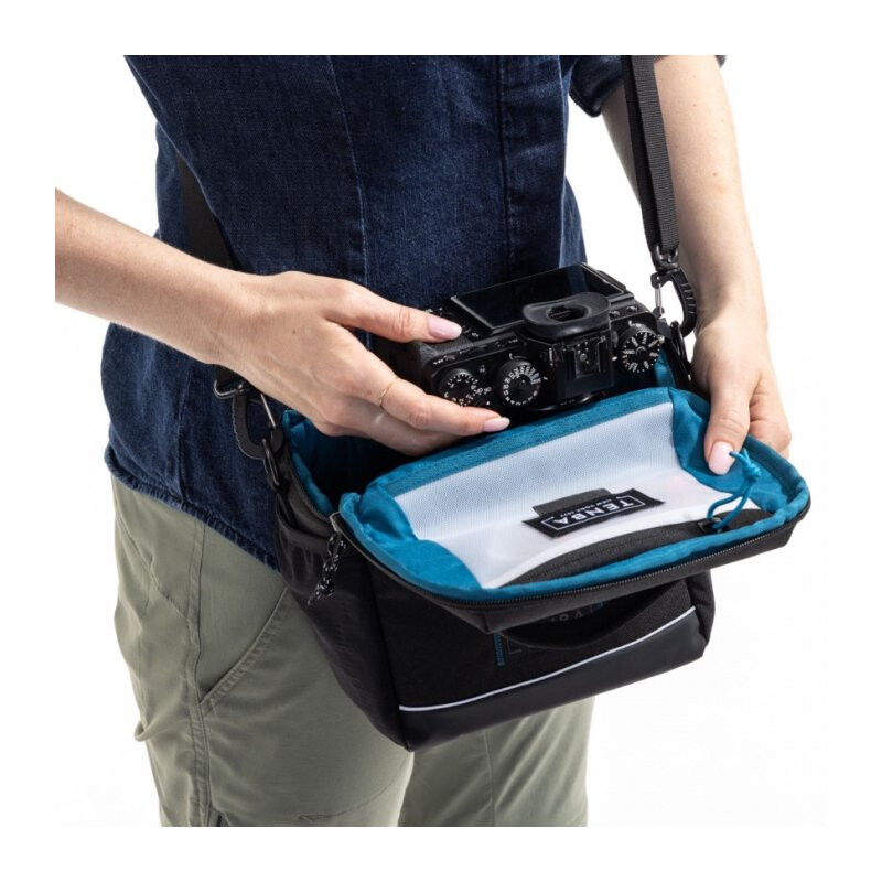 Tenba 637-780 Skyline v2 Shoulder Bag 8 Black сумка для фотоаппарата