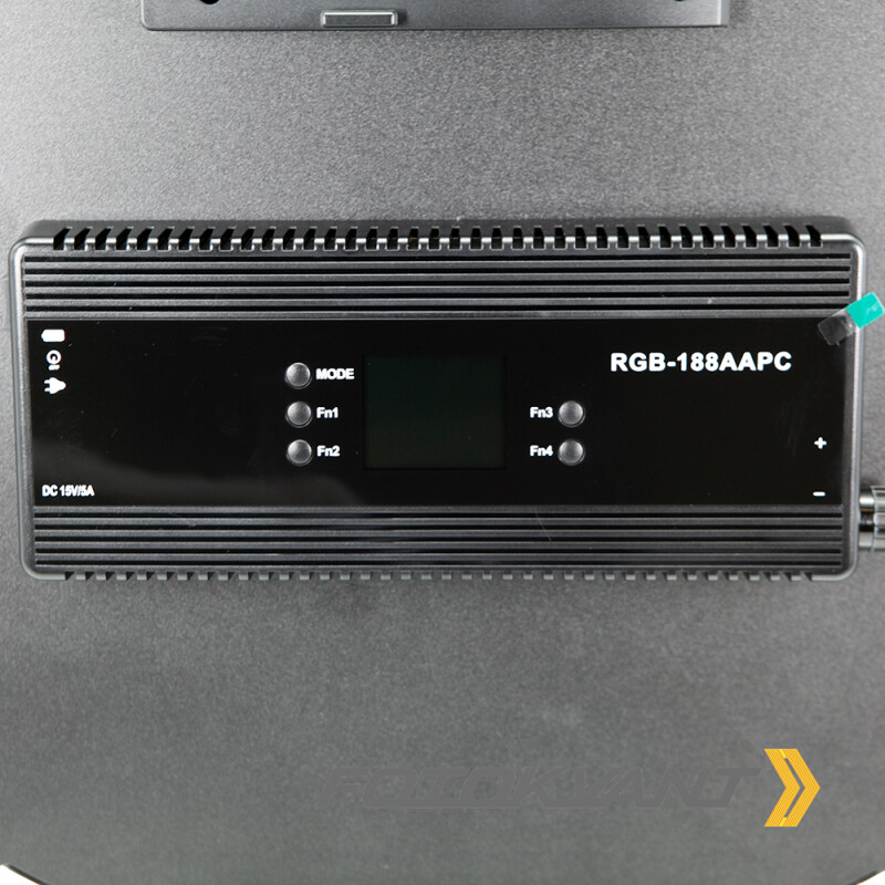 Fotokvant RGB-188AAPC круглый светодиодный осветитель RGB 70 Вт