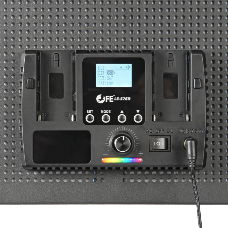 Falcon Eyes LE-576R светодиодный осветитель