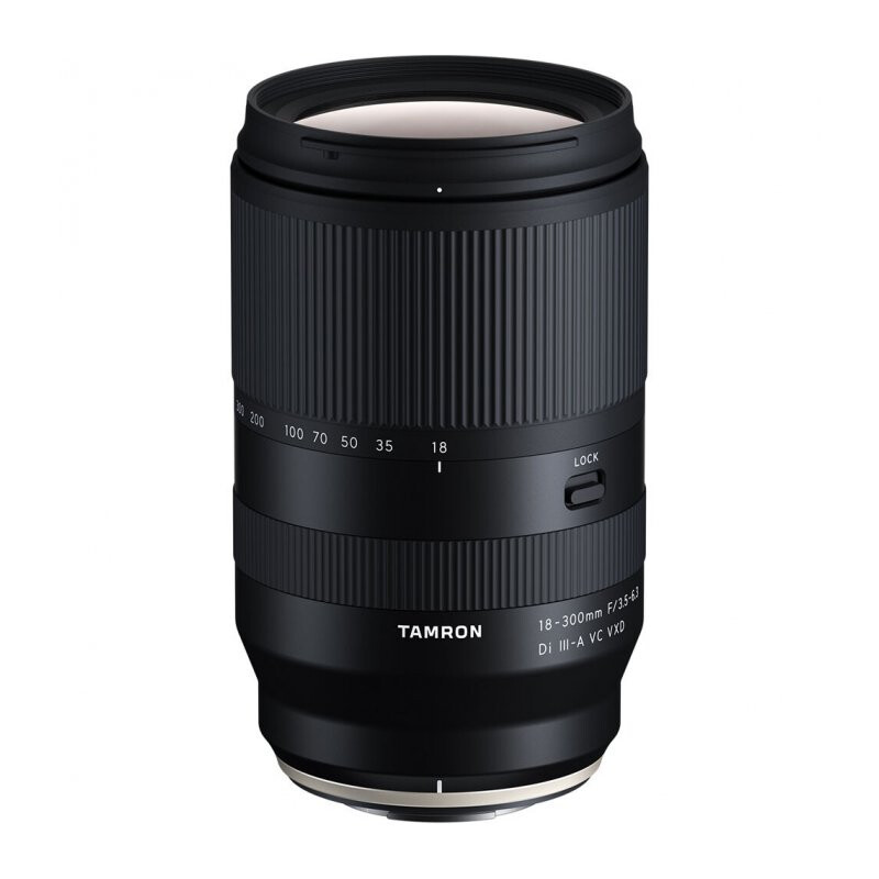 Tamron 18-300mm f/3.5-6.3 Di III-A VC VXD Fujifilm объектив