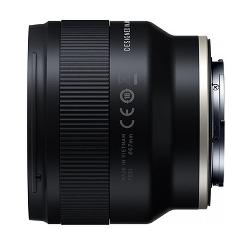 Tamron 24mm F/2.8 Di III OSD объектив