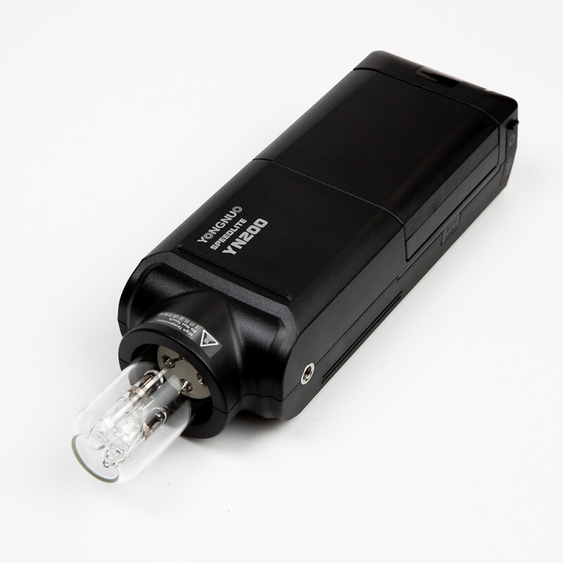 Yongnuo YN200 KIT вспышка аккумуляторная