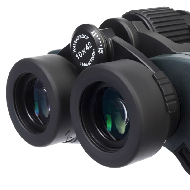 Levenhuk Sherman PRO 10x42 бинокль