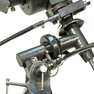 Levenhuk Skyline PRO 105 MAK телескоп