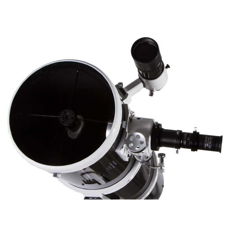 Sky-Watcher BK P2001 HEQ5 SynScan GOTO телескоп