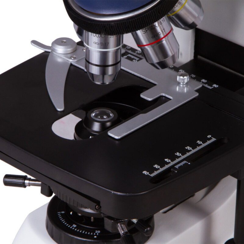 Levenhuk MED 35T микроскоп тринокулярный
