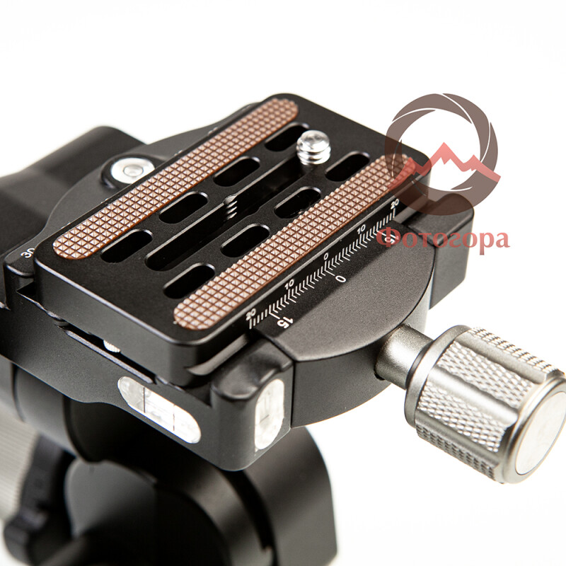 Leofoto GW-01 tripod head 3-осевая штативная головка с редуктором и площадкой Arca-Swiss