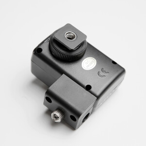 Wansen WT4-UH радиосинхронизатор с креплением для зонта