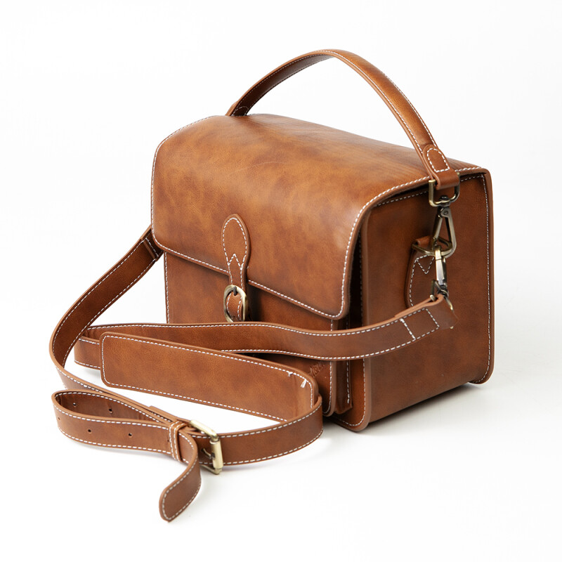 Fotokvant Cwatcun-D80-1M сумка для камеры коричневая