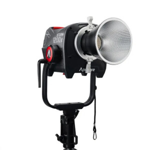 Aputure STORM 1200X осветитель